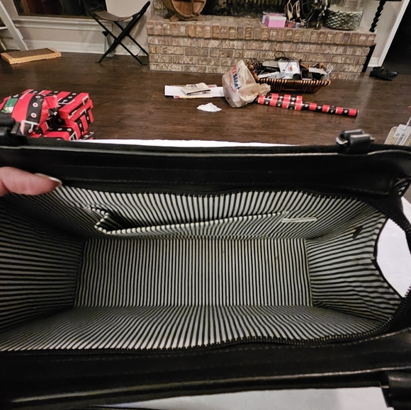 Statue of Liberty purse - Picture 3 of 7